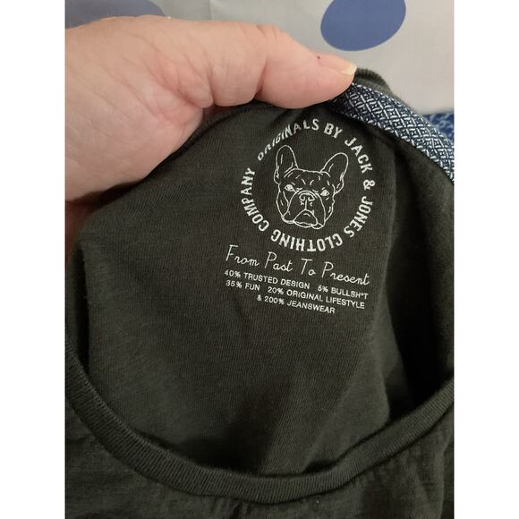 Jack & Jones Size Large Fitted Athletic Tee - Picture 9 of 13